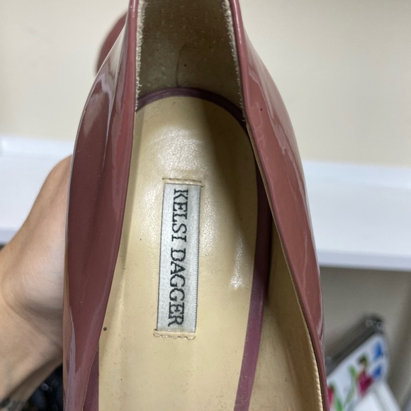 Pleather Pump - Picture 5 of 5